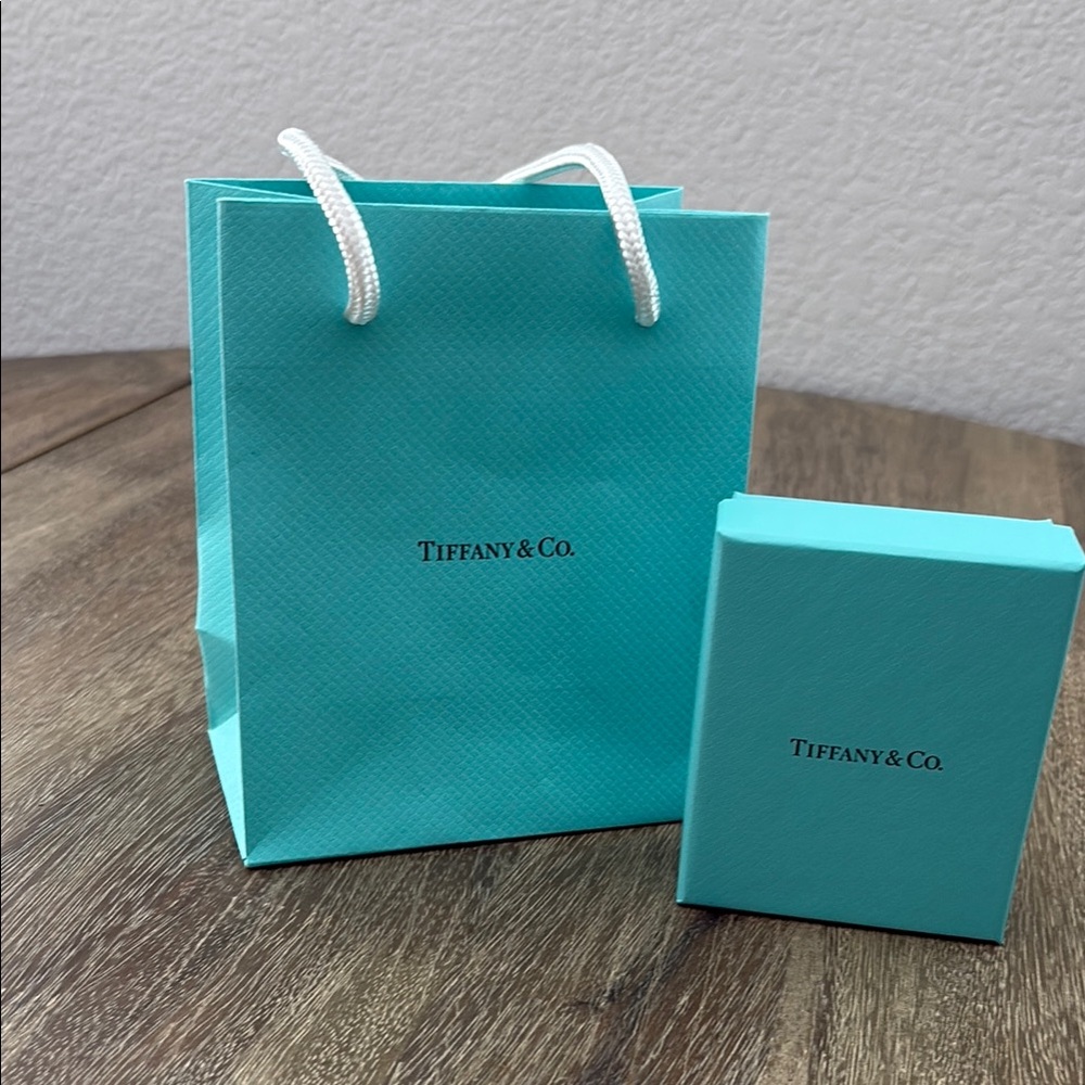 Tiffany & Co. Iconic Blue Set